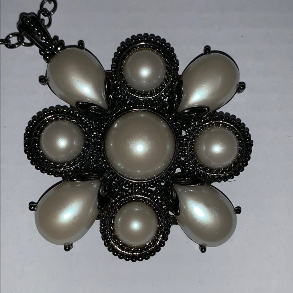 Necklace - Picture 2 of 5